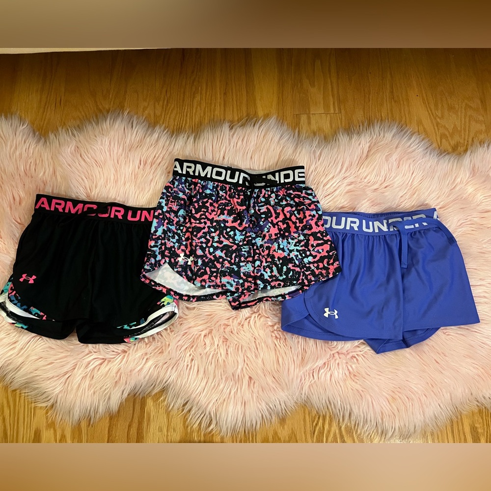 Lot of Under Armour Youth Girls Shorts - Youth Size Medium